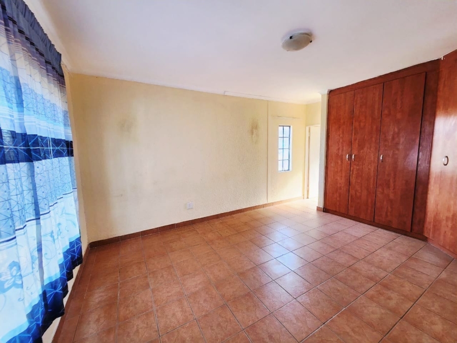 3 Bedroom Property for Sale in Geelhoutpark North West